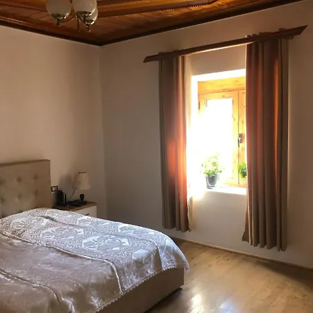 Mataj Kır Evi *